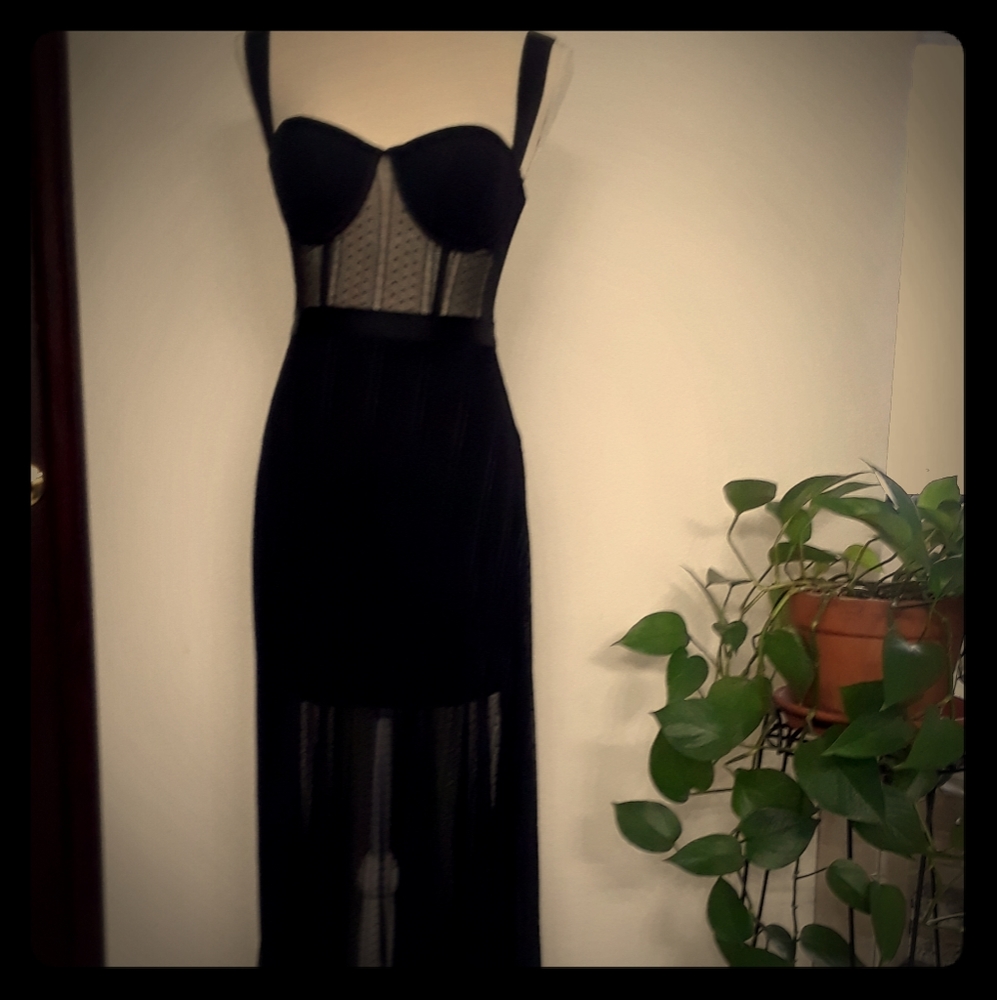 Gorgeous formal dress